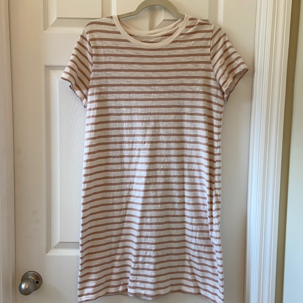 Loose striped dress